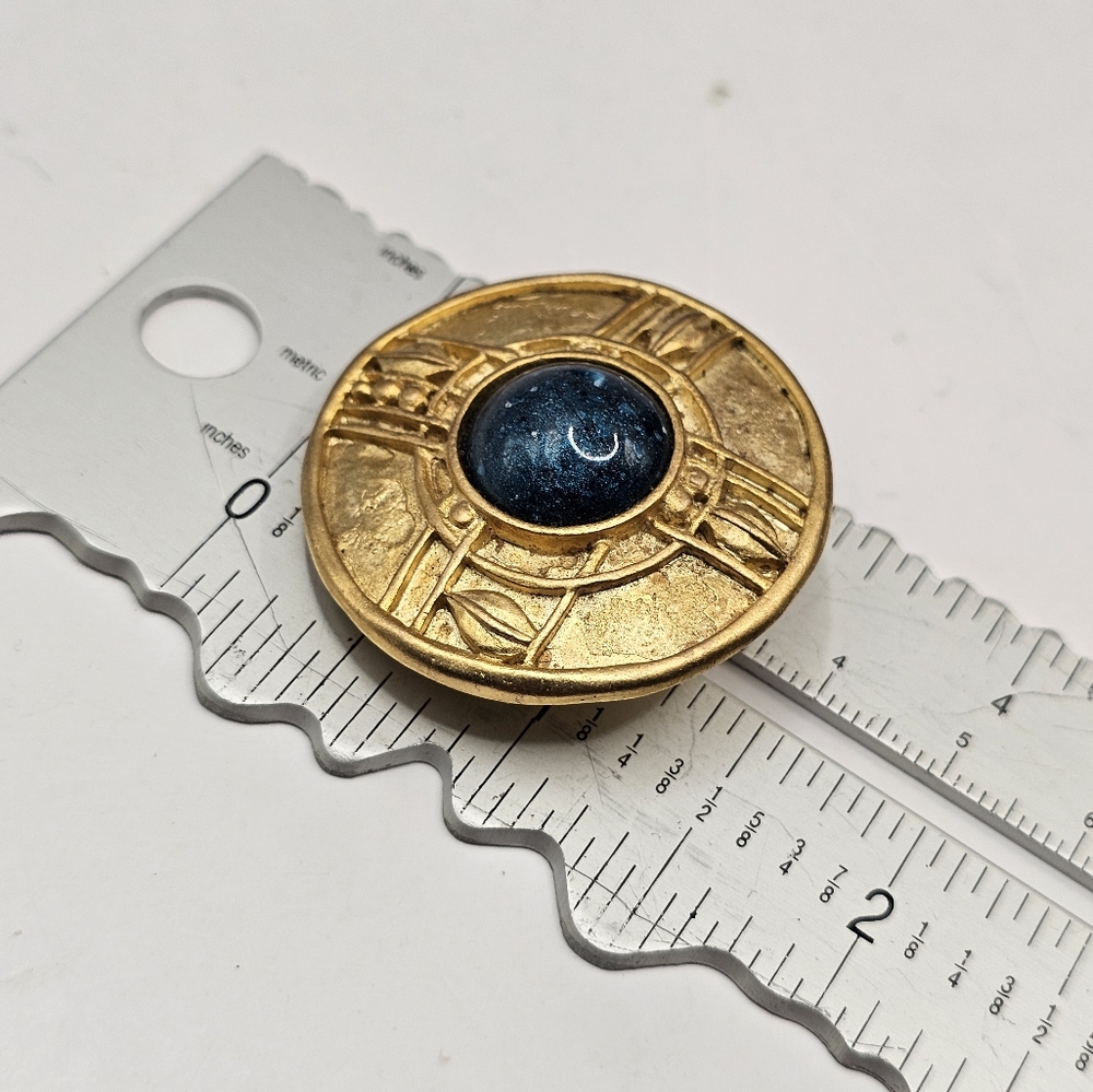 80's Circle Brutalist Earrings Clip-On Gold Tone Teal Center Stud Metal Vintage - Picture 7 of 8
